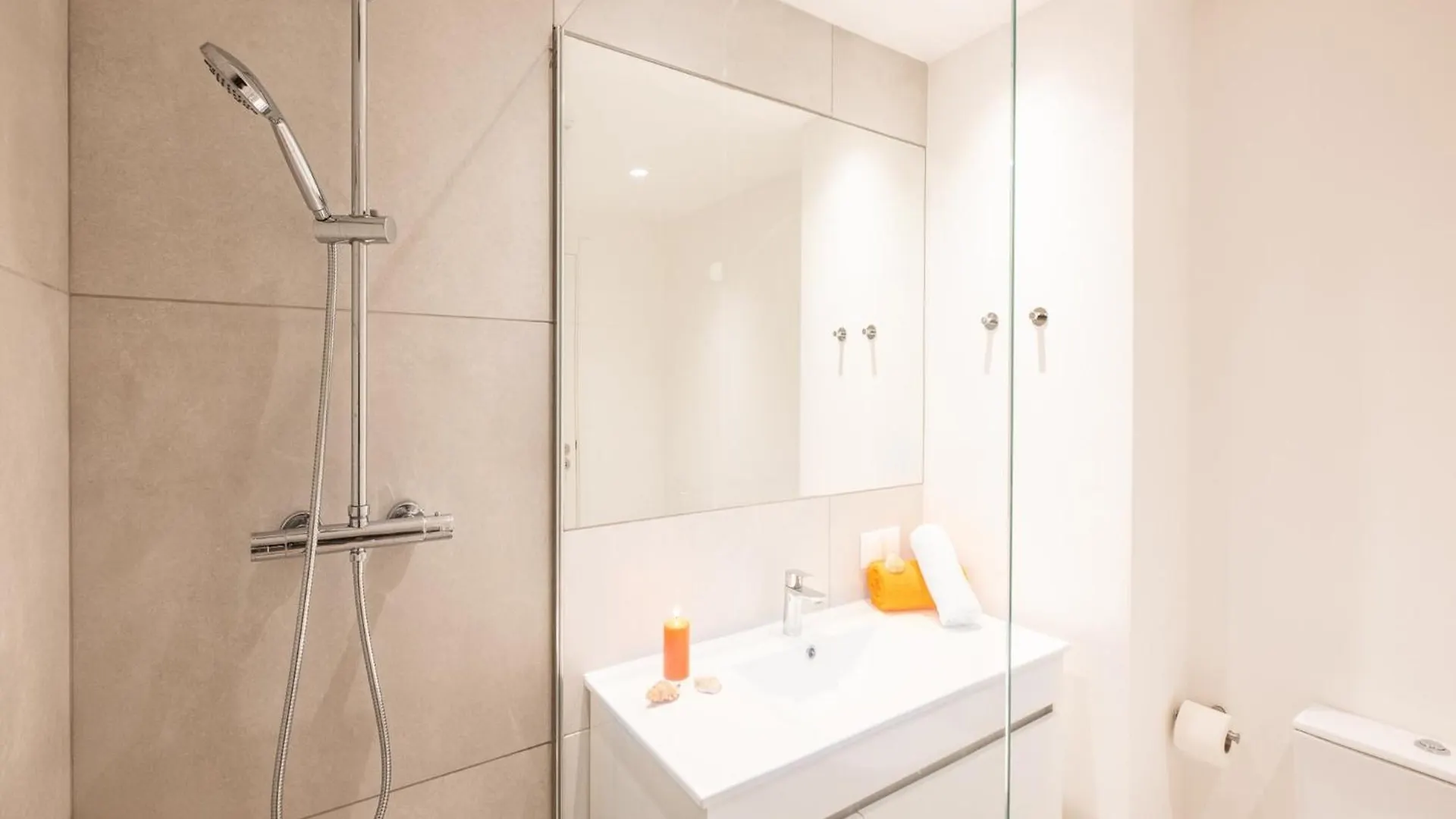 Cozy 1-Bedroom Apartment Albufeira